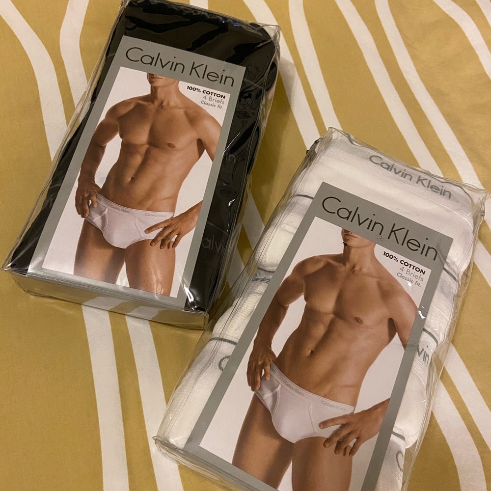 ✨Calvin Klein Men’s Briefs✨